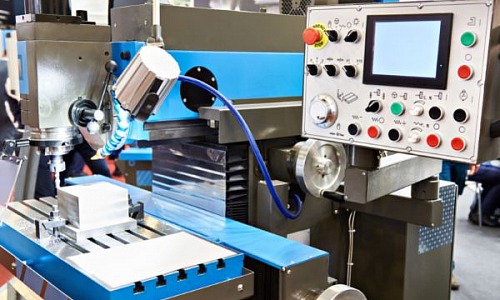 Jak wybrać między tokarką a frezarką? Jak wybrać między tokarką a frezarką?